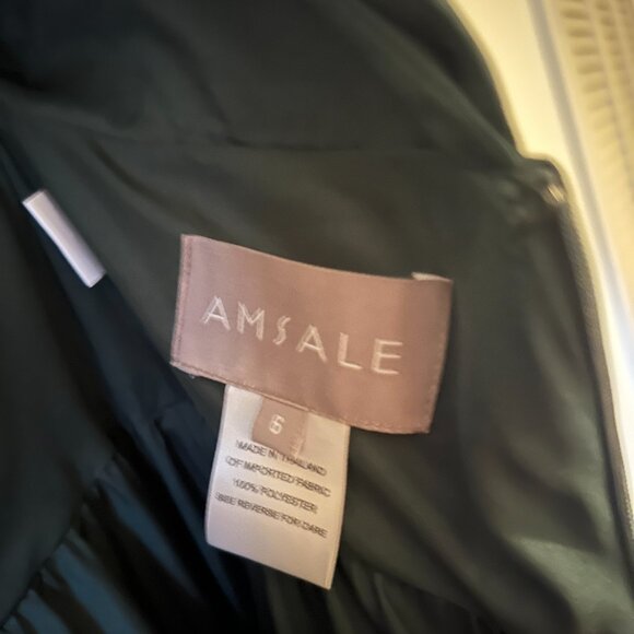 Amsale Kiernan Faille Bridesmaid Dress, Size 6, Emerald - Picture 5 of 7